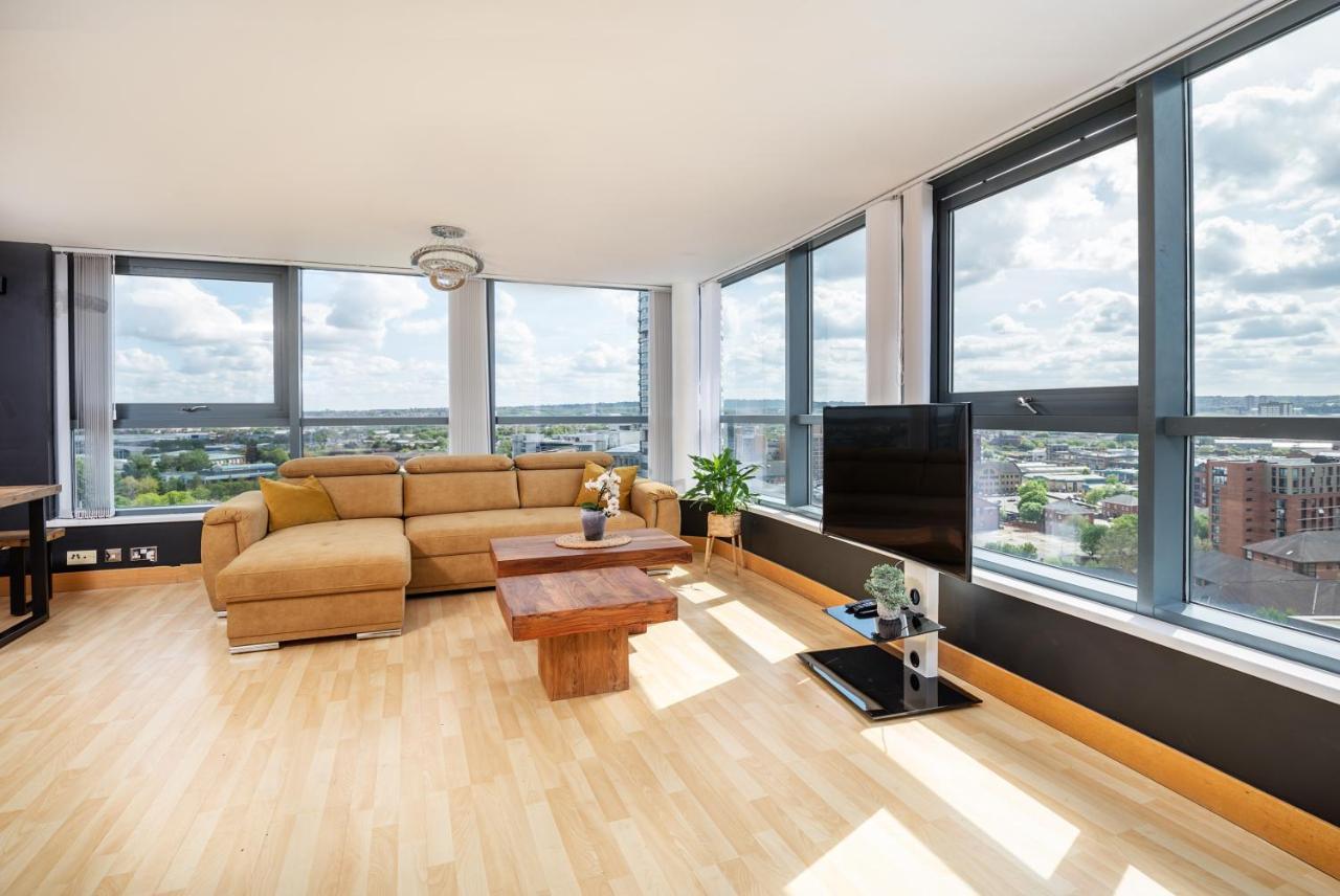 Apartamento Leeds Most Stunning Penthouse! - Sleeps 8 Exterior foto