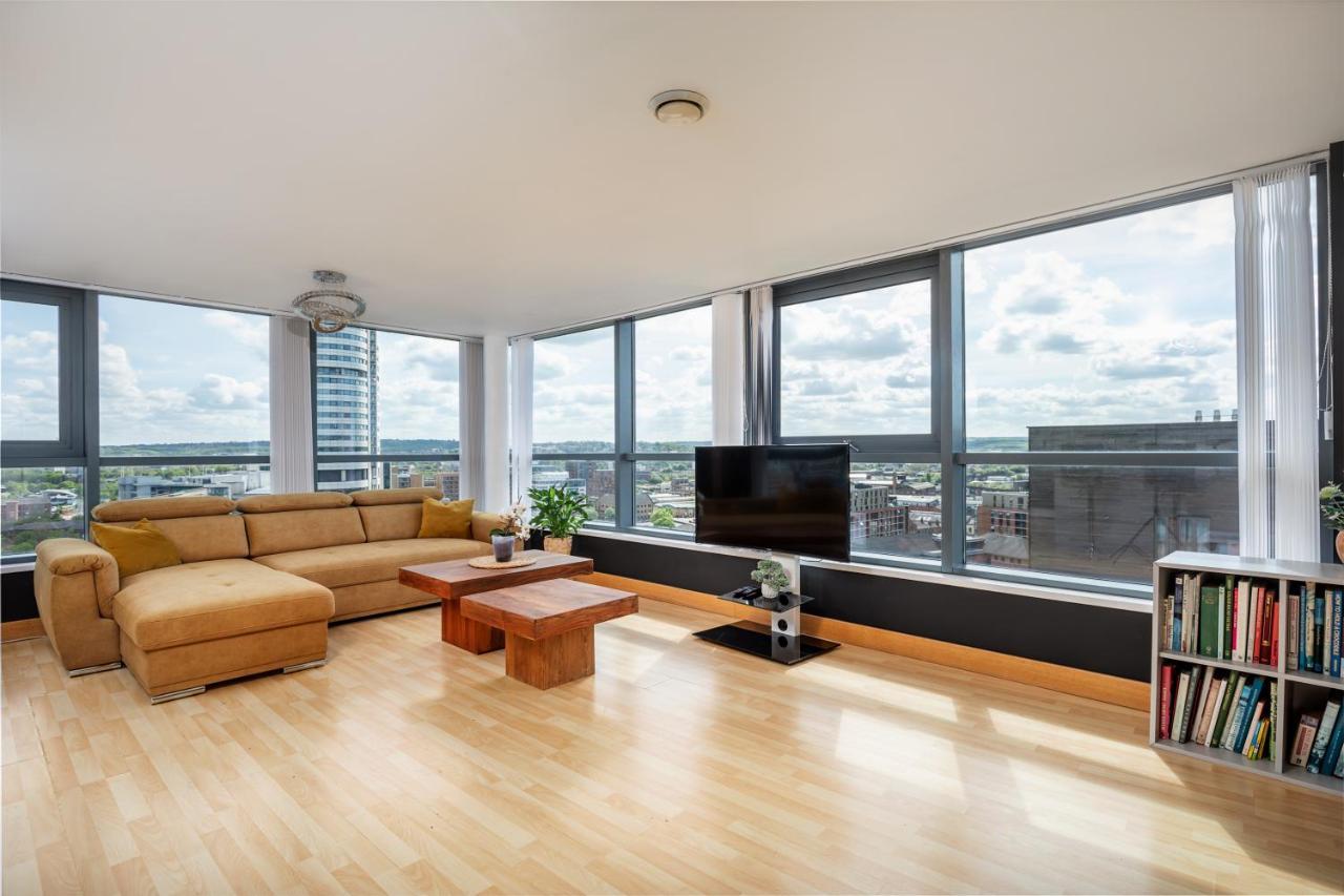 Apartamento Leeds Most Stunning Penthouse! - Sleeps 8 Exterior foto